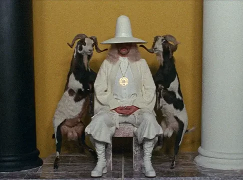 holy-mountain-1 En İyi Fantastik Filmler